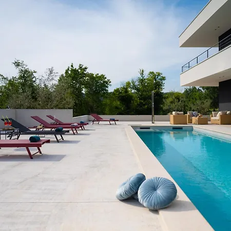 She Luxury By Istrialux Villa *