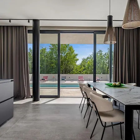 Villa She Luxury By Istrialux